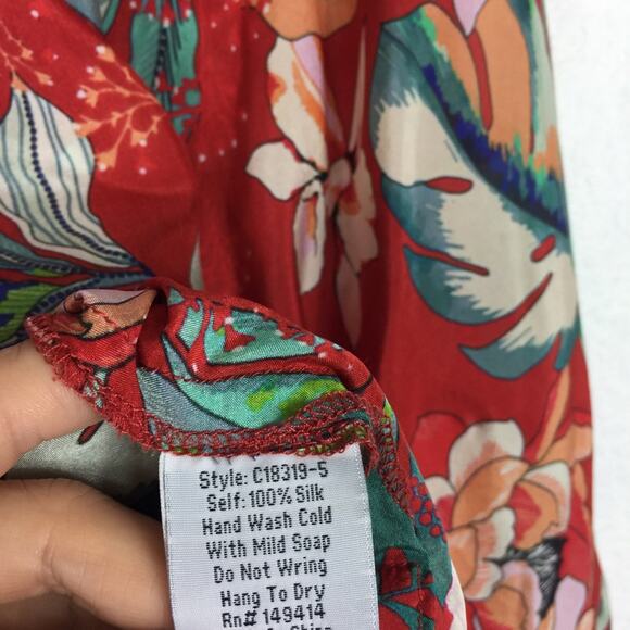 Johnny Was Evy Red Floral 100% Silk Blouse Medium Balloon Sleeve Lightweight - Picture 6 of 14